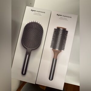 (2 Dyson Hair Brushes) Paddle brush and Vented barrel brush